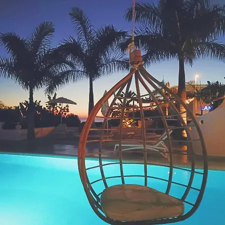 Relax By The Sea 3*